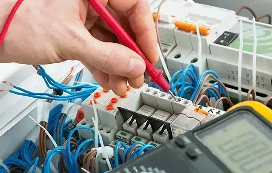 Professional electrician in Friern Barnet